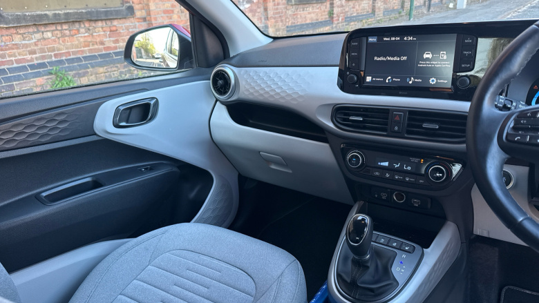 Hyundai i10 1.2 MPi Premium 5dr Auto Petrol Hatchback